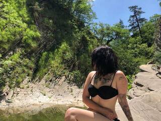 دردشة الفيديو المثيرة LanyDeel