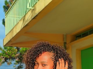 دردشة الفيديو المثيرة Larah00