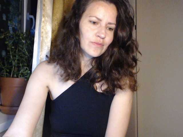 لقطات البث Larianna