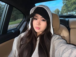 دردشة الفيديو المثيرة LatrishaAltigs