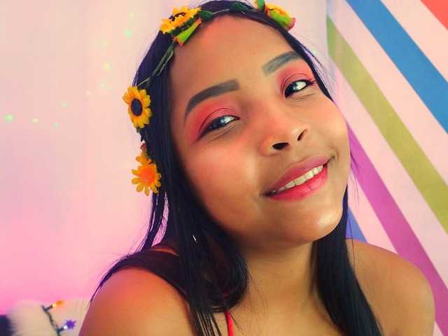 صورة الملف الشخصي Laura-Cherry