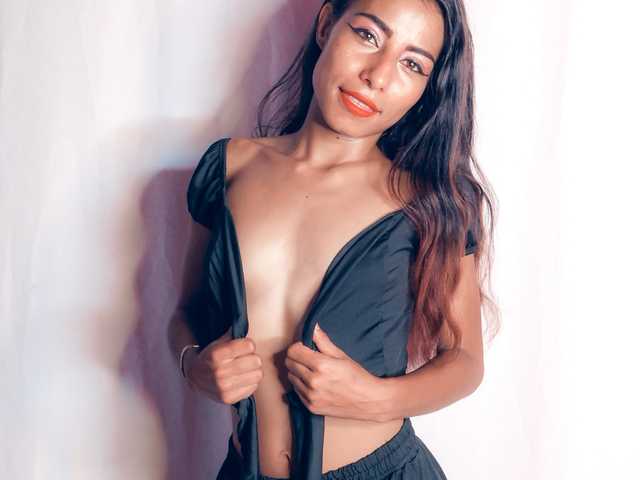 صورة الملف الشخصي LAURA-P