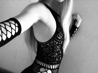 دردشة الفيديو المثيرة laura11bone