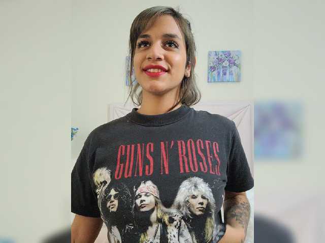 لقطات البث LauraBlau