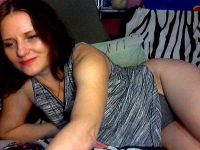 لقطات البث Layra69