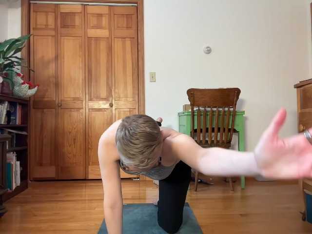 الصور LeahWilde Yoga time!- keep in mind lurkers will be banned, if you can't tip you can't stay