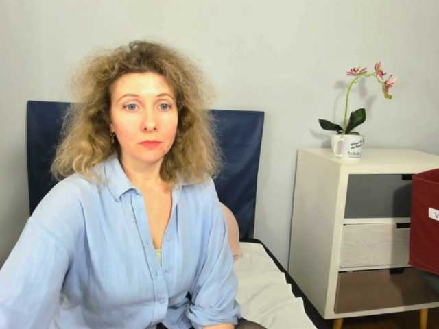 لقطات البث LeaModel