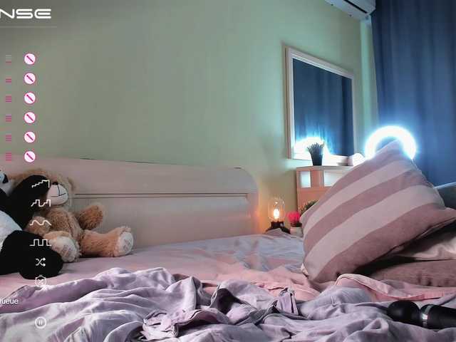 لقطات البث LeenyLips