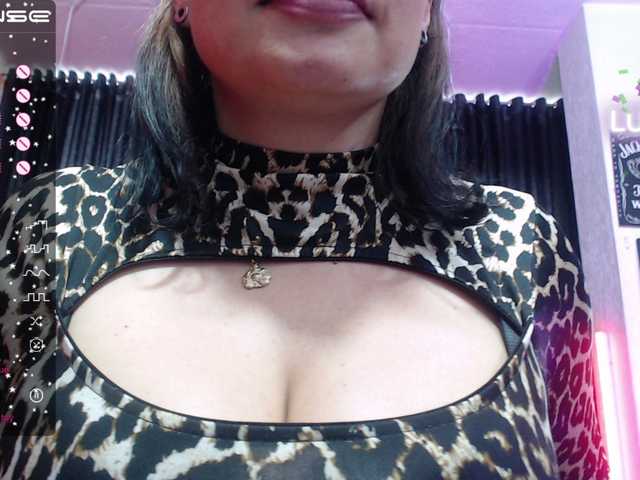 لقطات البث Leia-bennet