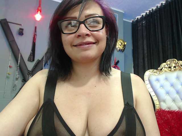 الصور Leia-bennet Double vibration 11,22,33,44,55,66,99,111,222.33 :welcome Hi, I'm a Latin girl, :sexy very hot willing to fulfill your fantasies...Hi,Soy una chica latina, muy caliente dispuesta a cumplir tus fantasías.