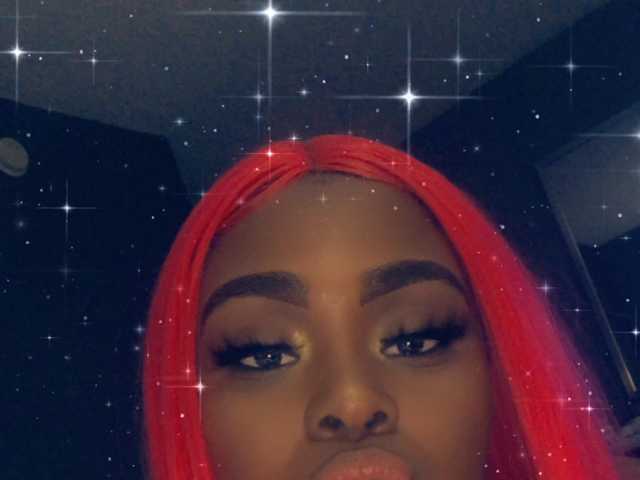 صورة الملف الشخصي LeilaniB