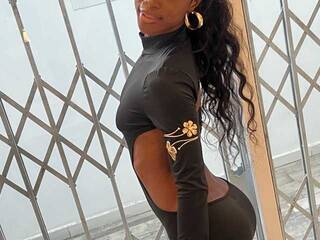 دردشة الفيديو المثيرة Leilla