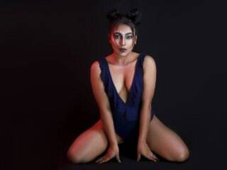 دردشة الفيديو المثيرة LeillaBroks