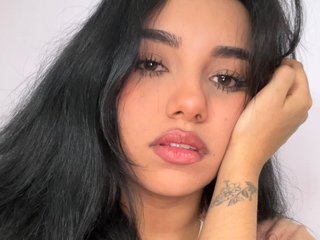 دردشة الفيديو المثيرة LennahDavies