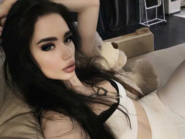 صورة الملف الشخصي Leona11