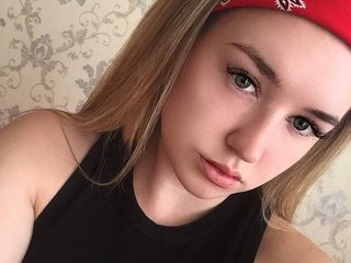 دردشة الفيديو المثيرة LeonaBark