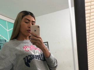 دردشة الفيديو المثيرة LexaRoss