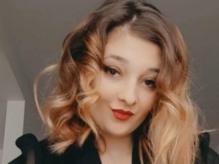 دردشة الفيديو المثيرة LexyRay