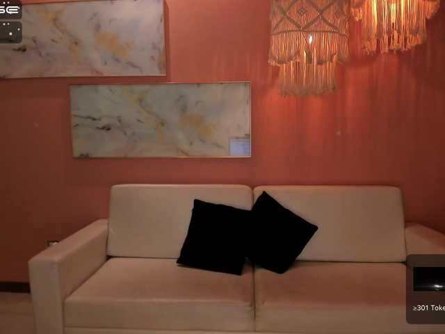 لقطات البث LeylaClinton