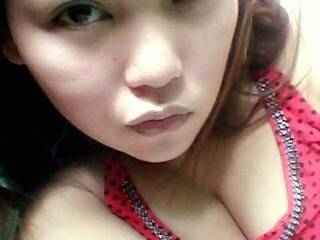 دردشة الفيديو المثيرة xAsianTitsx