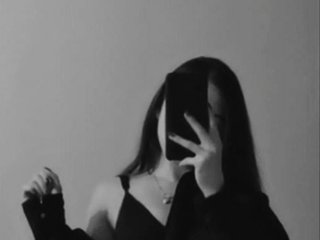 دردشة الفيديو المثيرة Lia-Li