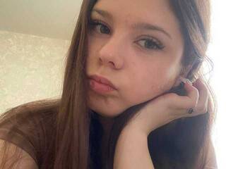 دردشة الفيديو المثيرة LickingFur