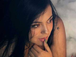 دردشة الفيديو المثيرة LiiaKim