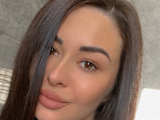 دردشة الفيديو المثيرة Lili-Lindy