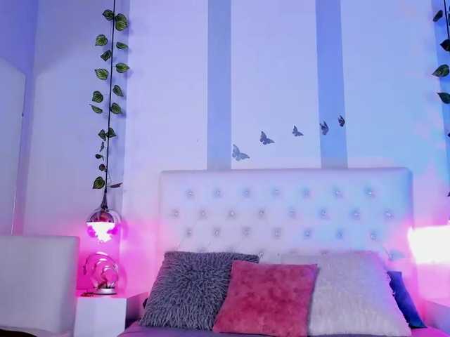 لقطات البث lili-miller
