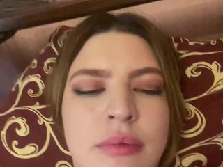 دردشة الفيديو المثيرة LilianLovee