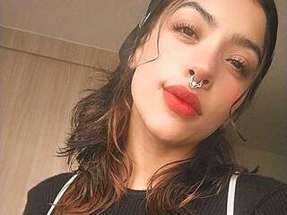 دردشة الفيديو المثيرة Lilith-Blue