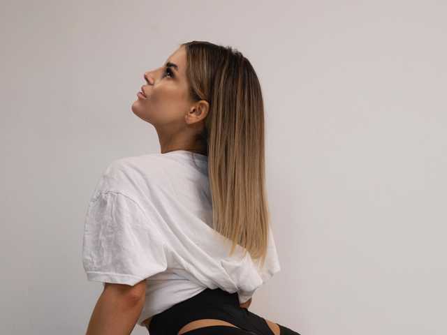 صورة الملف الشخصي LillianShineX