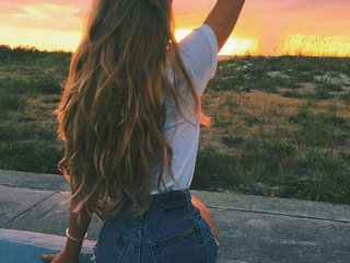 دردشة الفيديو المثيرة LilyColins