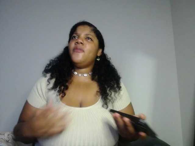 لقطات البث Lilyth-brown