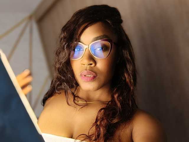 صورة الملف الشخصي Lilybigass