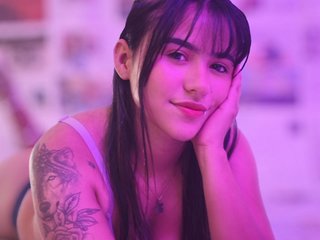 دردشة الفيديو المثيرة LINA-VASAL