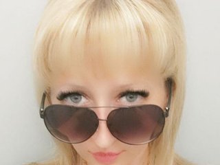 دردشة الفيديو المثيرة Linaloveton