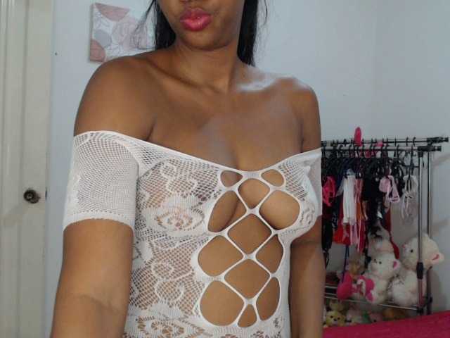 لقطات البث LINDA599