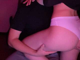 دردشة الفيديو المثيرة linniks