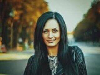 دردشة الفيديو المثيرة lionellafox