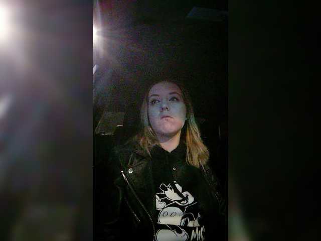 لقطات البث Lisamurrr