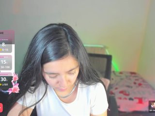 دردشة الفيديو المثيرة LitleMily