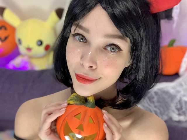 صورة الملف الشخصي LittleKitty69