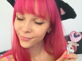 صورة الملف الشخصي LittleKitty69