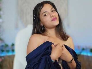 دردشة الفيديو المثيرة little-slut21x