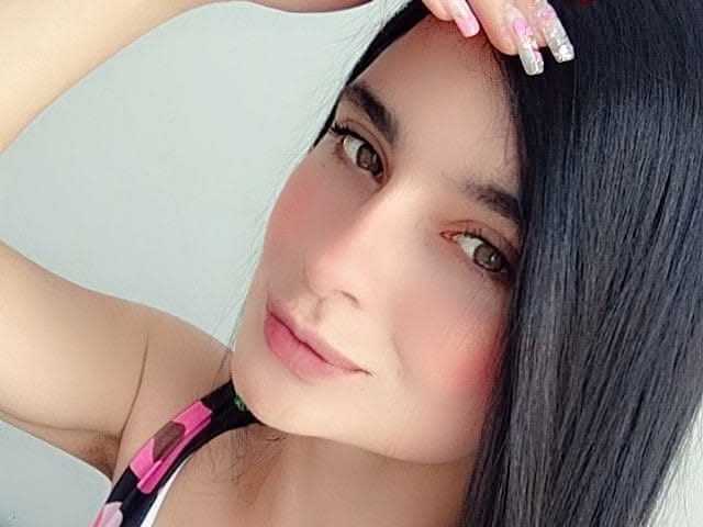 صورة الملف الشخصي littleemma-777