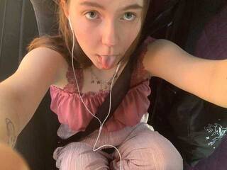 دردشة الفيديو المثيرة LittleLisse