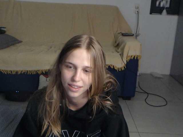 لقطات البث Littlemolly1