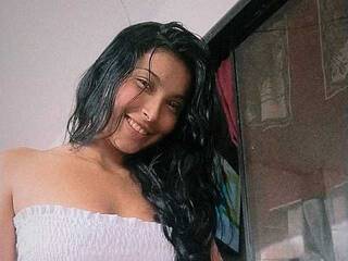 دردشة الفيديو المثيرة littlenaught