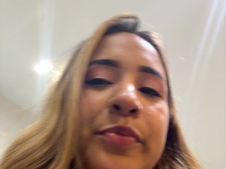 دردشة الفيديو المثيرة LittleToxic